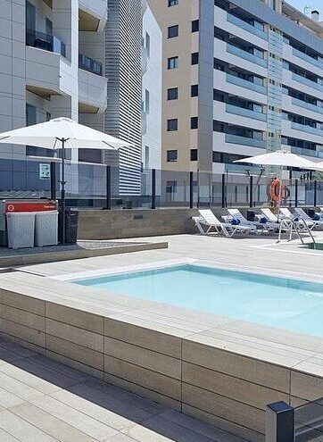 797676-pool